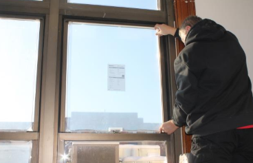 Working retrofitting window with ultralight window insulating panels.