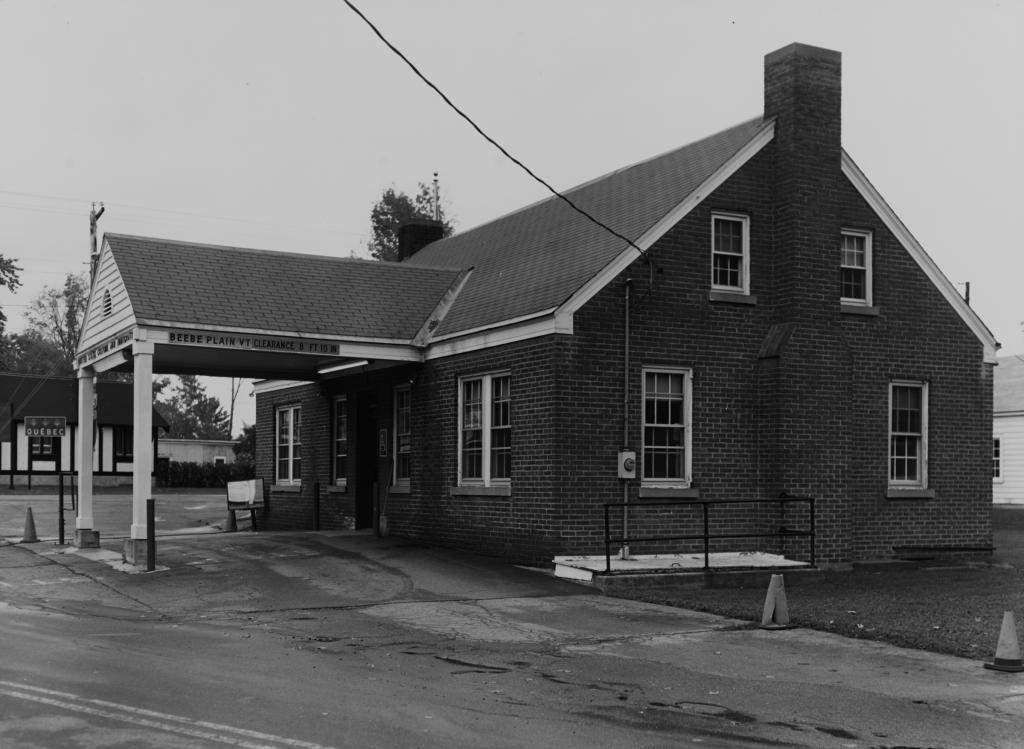 Black and white photo of the Beebe Plain lpoe from the 1930's