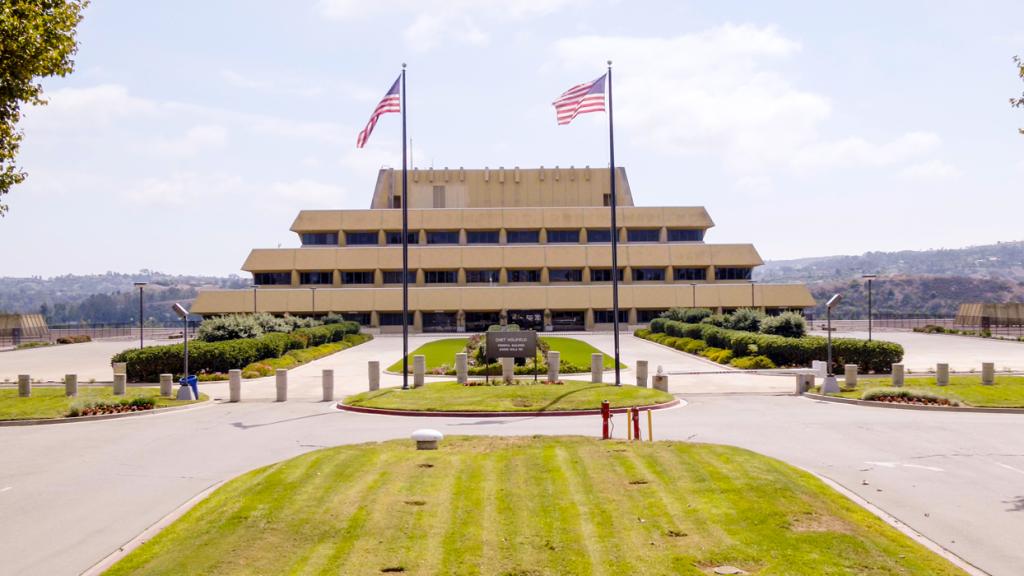 Chet Holifield Federal Building Entry 4th