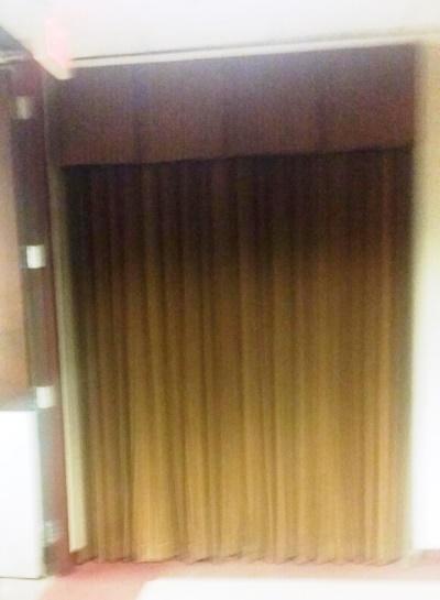 Item104BurgundyCurtains