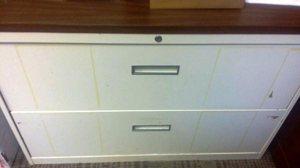 Item31Metal2DrawerFileCabinet