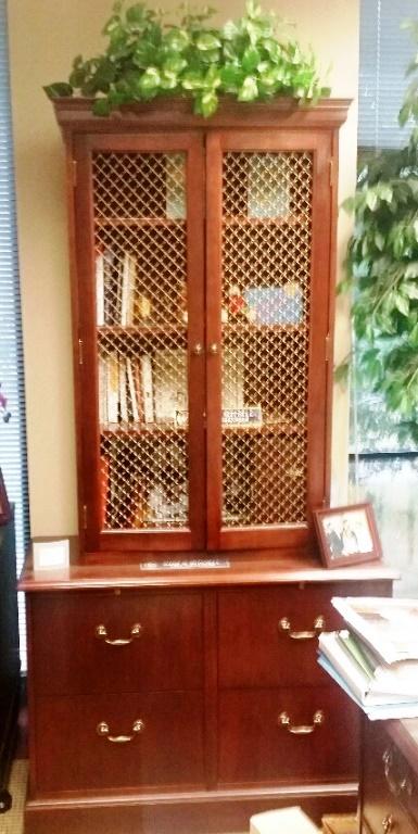 Item5HutchCredenzaWithGlassTop2_R4GSAforATF