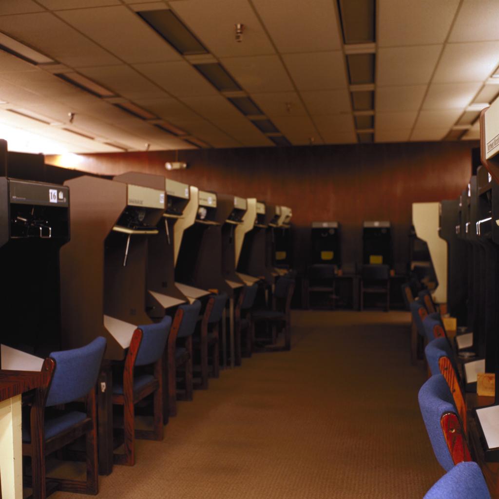 Photo of National Archives and Records Administration