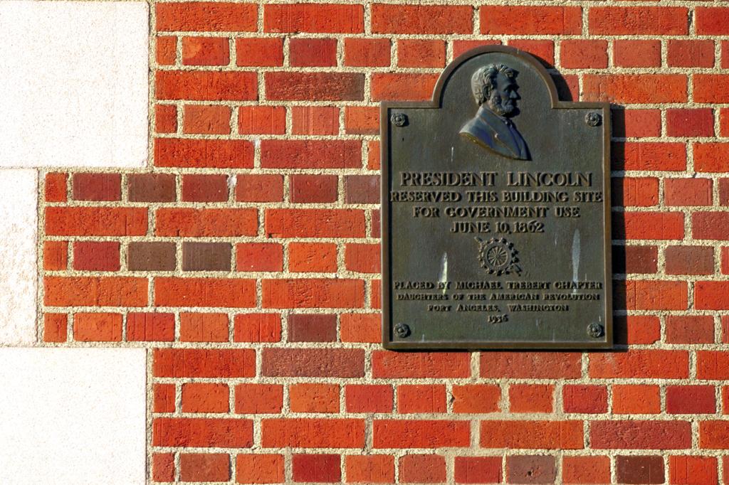 Photo of Port Angeles Federal Building