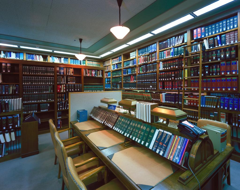 photo of William Kenzo Nakamura U.S. Courthouse