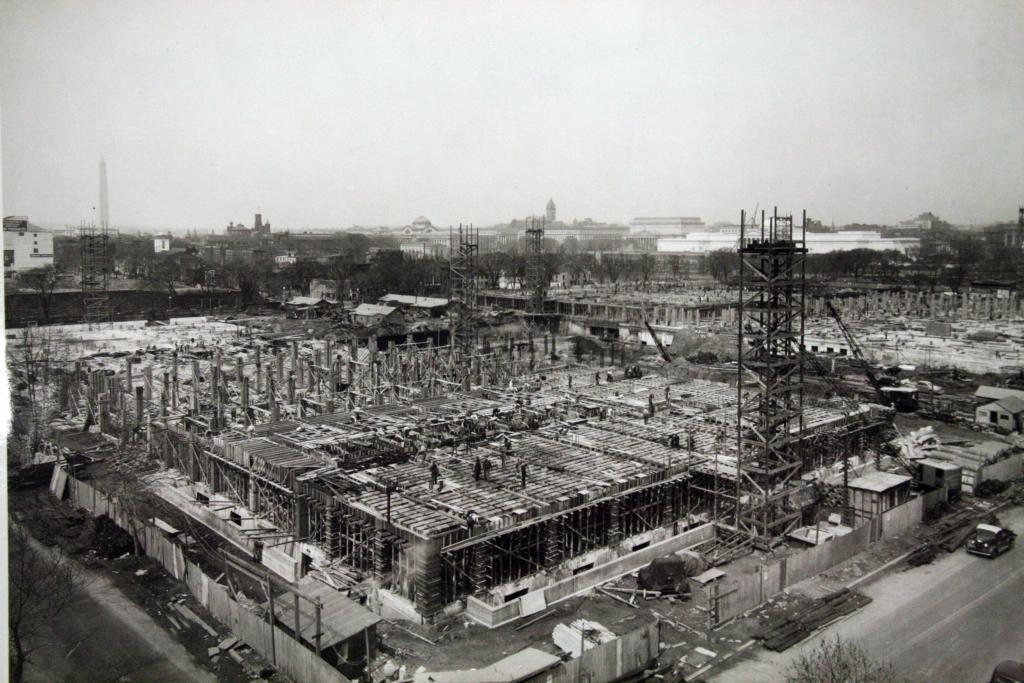 Mary E. Switzer Federal Building