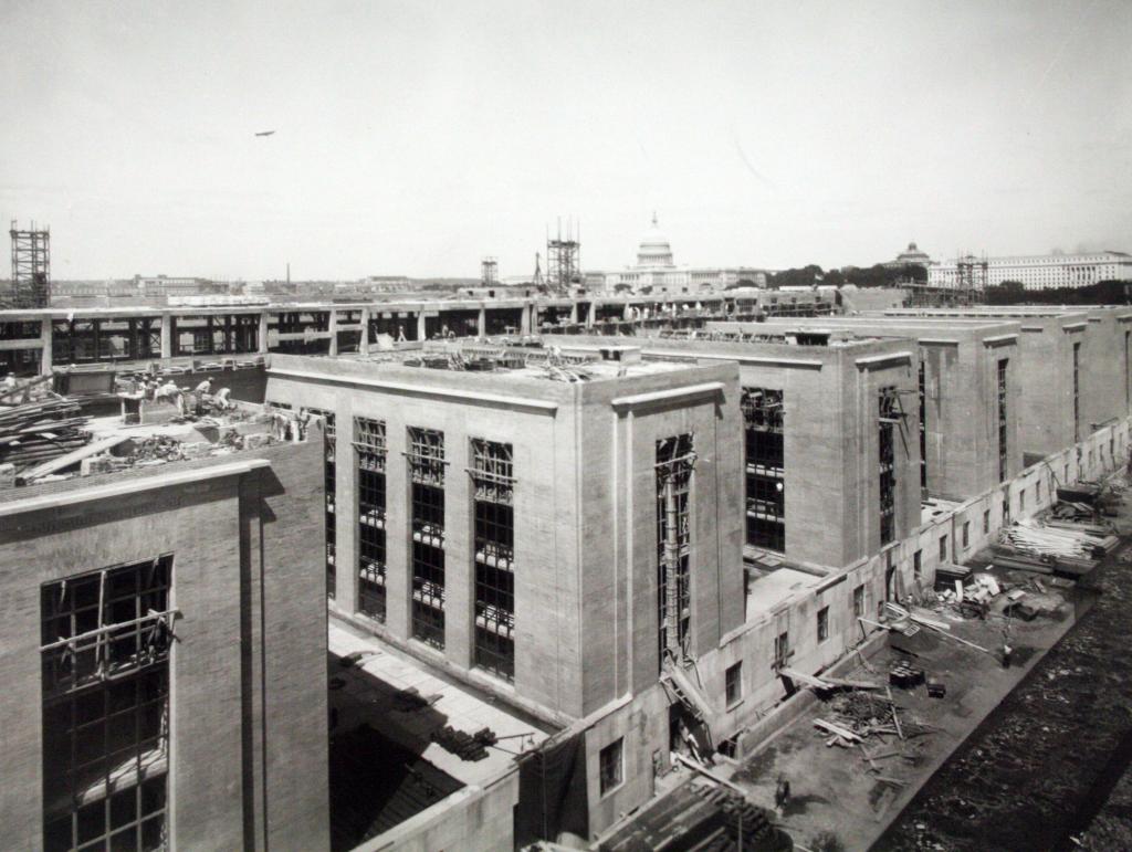 Mary E. Switzer Federal Building