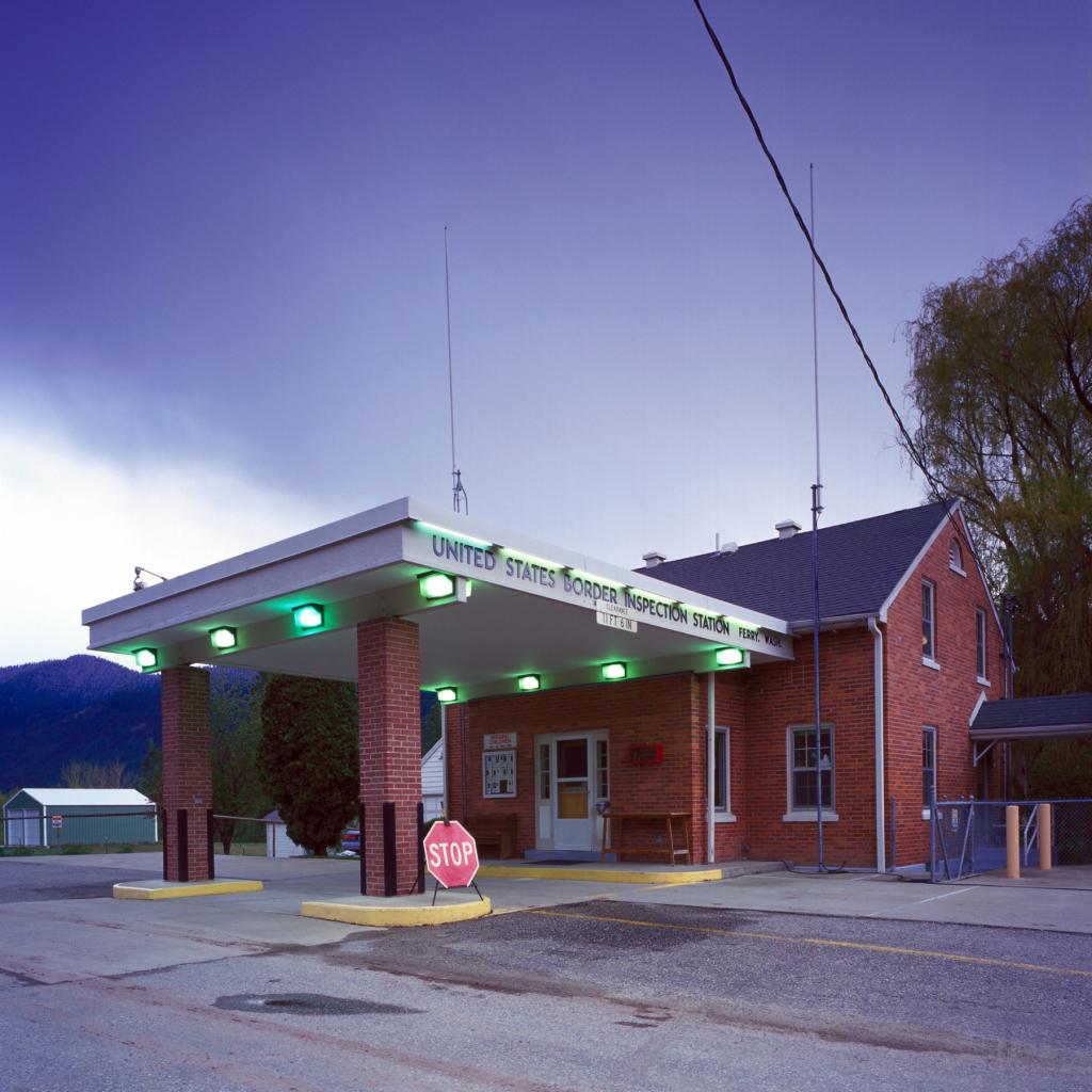 Photo of Curlew U.S. Border Station