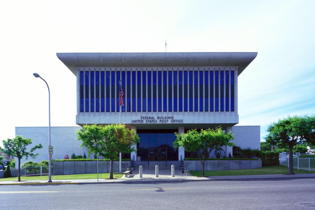 photo of Wenatchee Federal Building